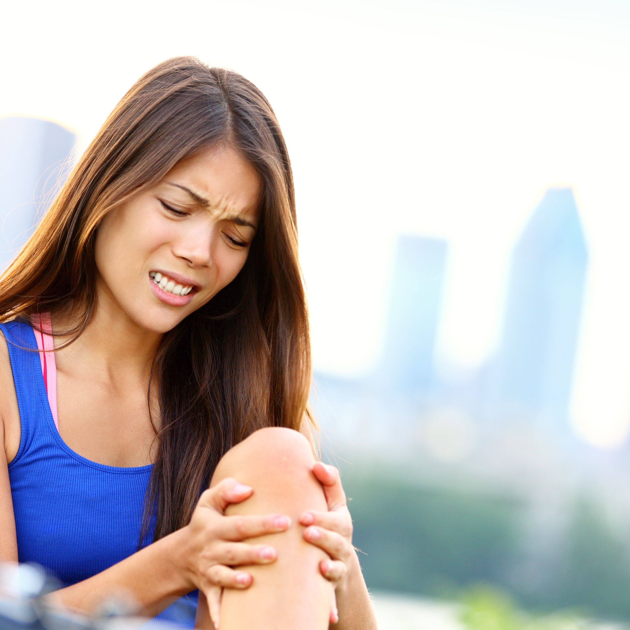 How to Relieve Leg Pain with the Right Treatment - Riverside Pain ...